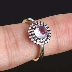 Cut little Amethyst & topaz princess ring sz6
